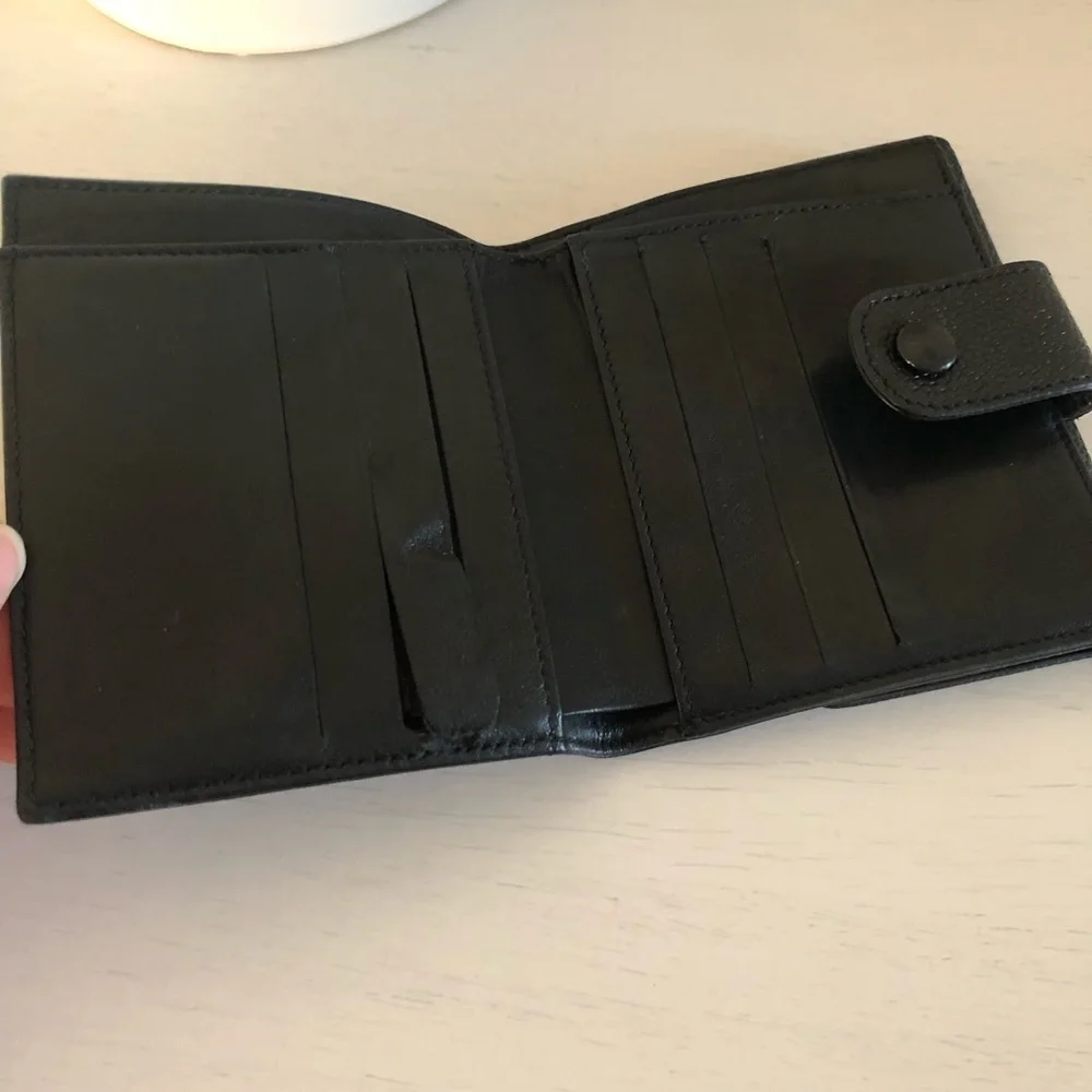 Chanel Timeless Flap Vintage Wallet in Black Caviar Leather - Picture 9 of 13